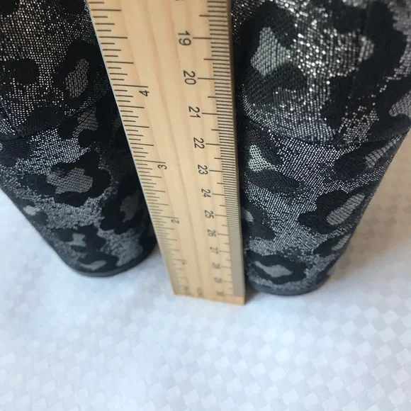 Cole Haan Black Silver Animal Print Block Heels 7B - Picture 3 of 8